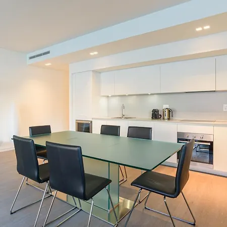 Lakefront Private Parking And Pool Apartment Laglio