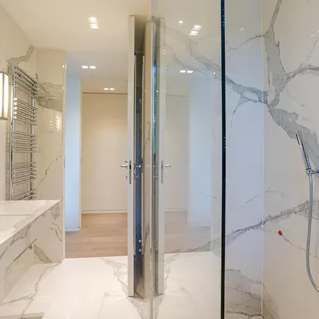 Lakefront Private Parking And Pool * Laglio