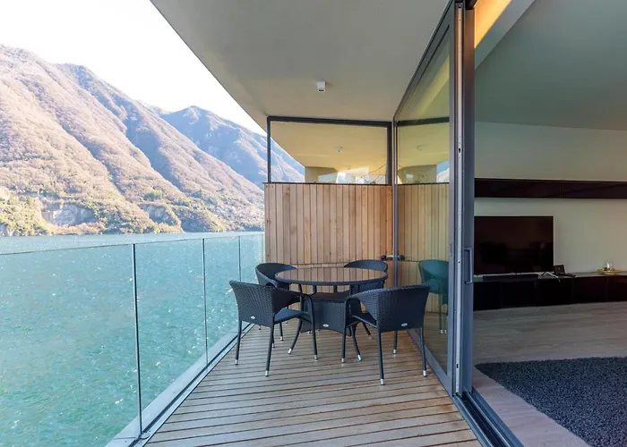 公寓 Lakefront Private Parking And Pool